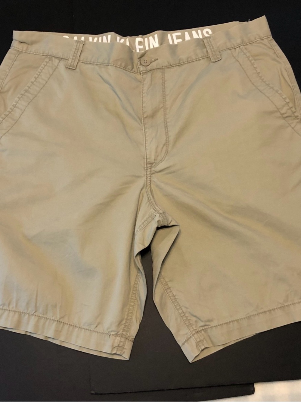 Calvin Klein Jeans Men's Light Khaki Flat Front Shorts